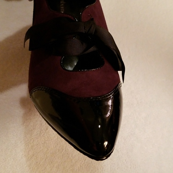 DONATED - NWOT Spectator Shoes - Picture 5 of 8